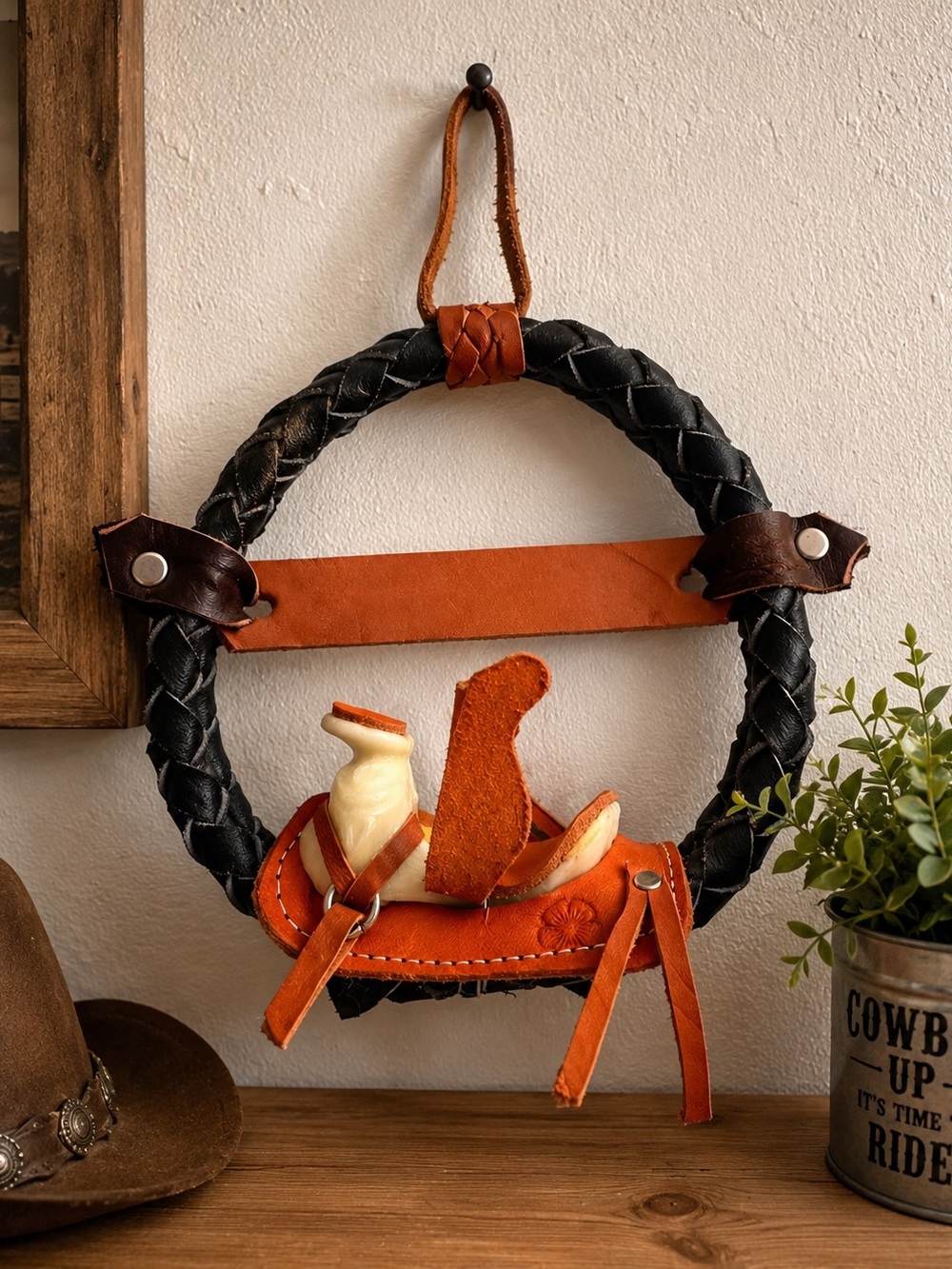 Vintage Leather Western Cowboy Saddle Wall Hanging Horse Equestrian Decor